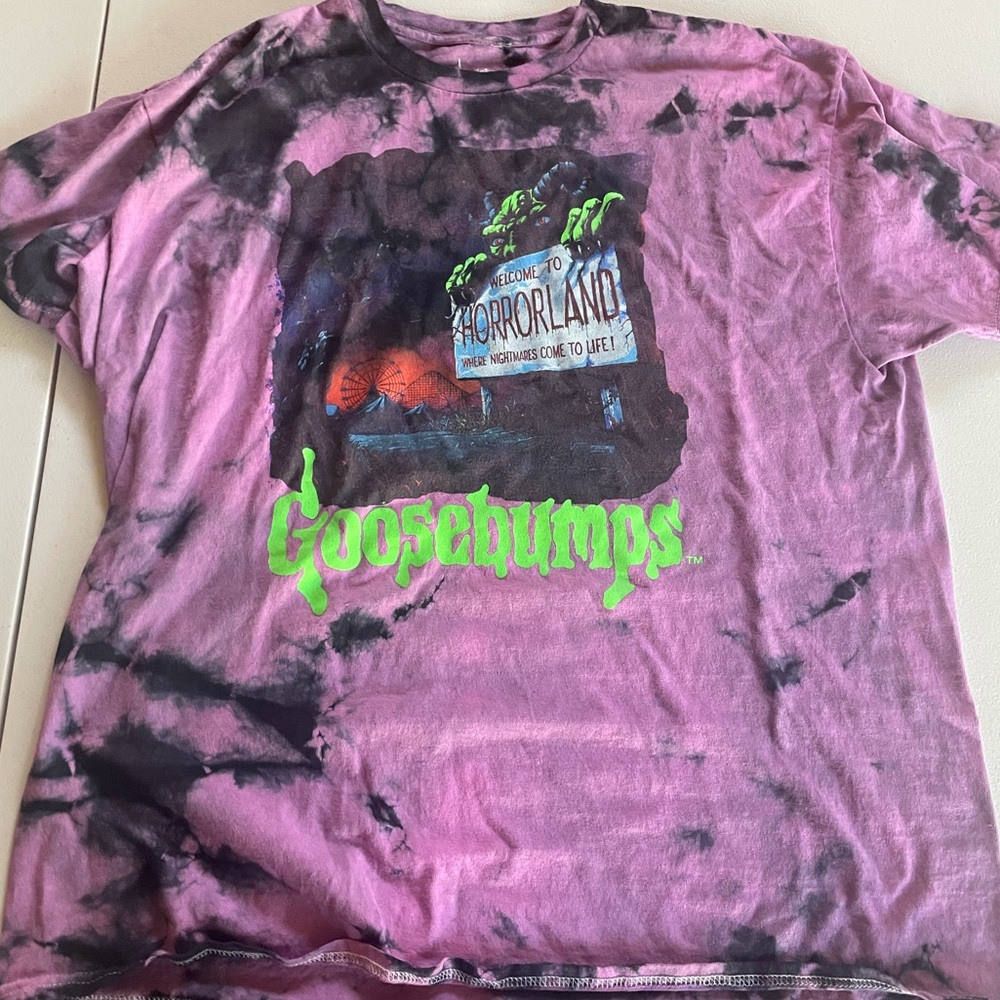 Vintage Goosebumps Graphic Tee | Size Medium